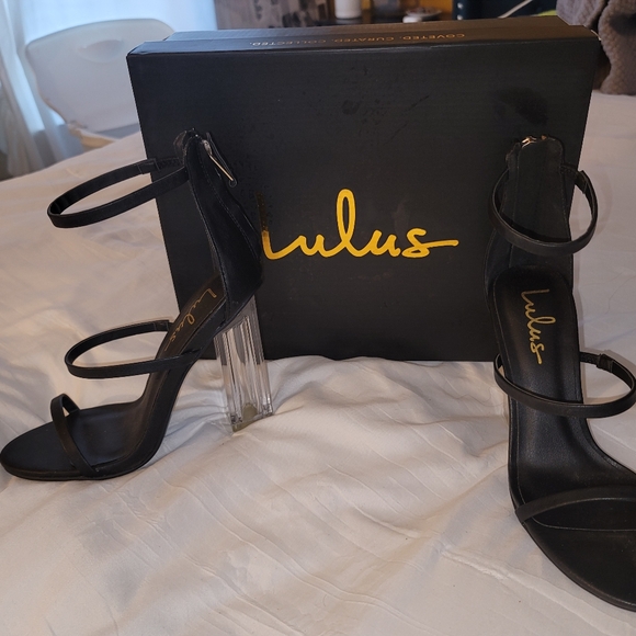 Isabella scrappy sandals.excellent Condition 4 Inches - Picture 6 of 8